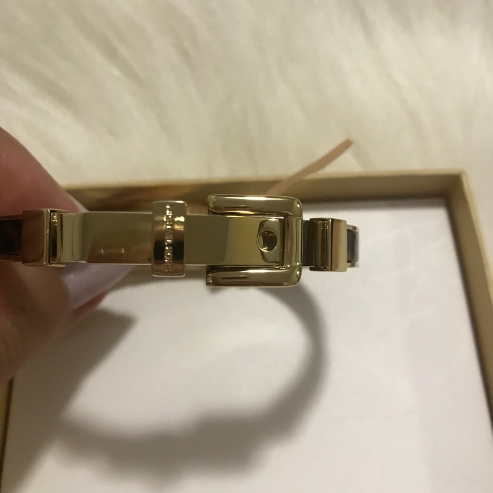 Brand New Tortoise and Gold Michael Kors Bracelet! - Picture 3 of 6